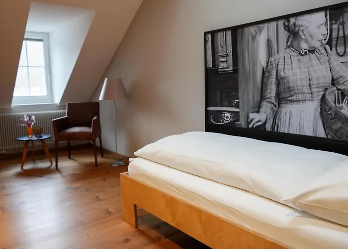 Hotel Concept - Digital